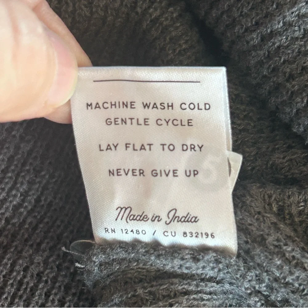 Pact Men’s Thermal Waffle Henley Sweater Charcoal Size L Organic Cotton